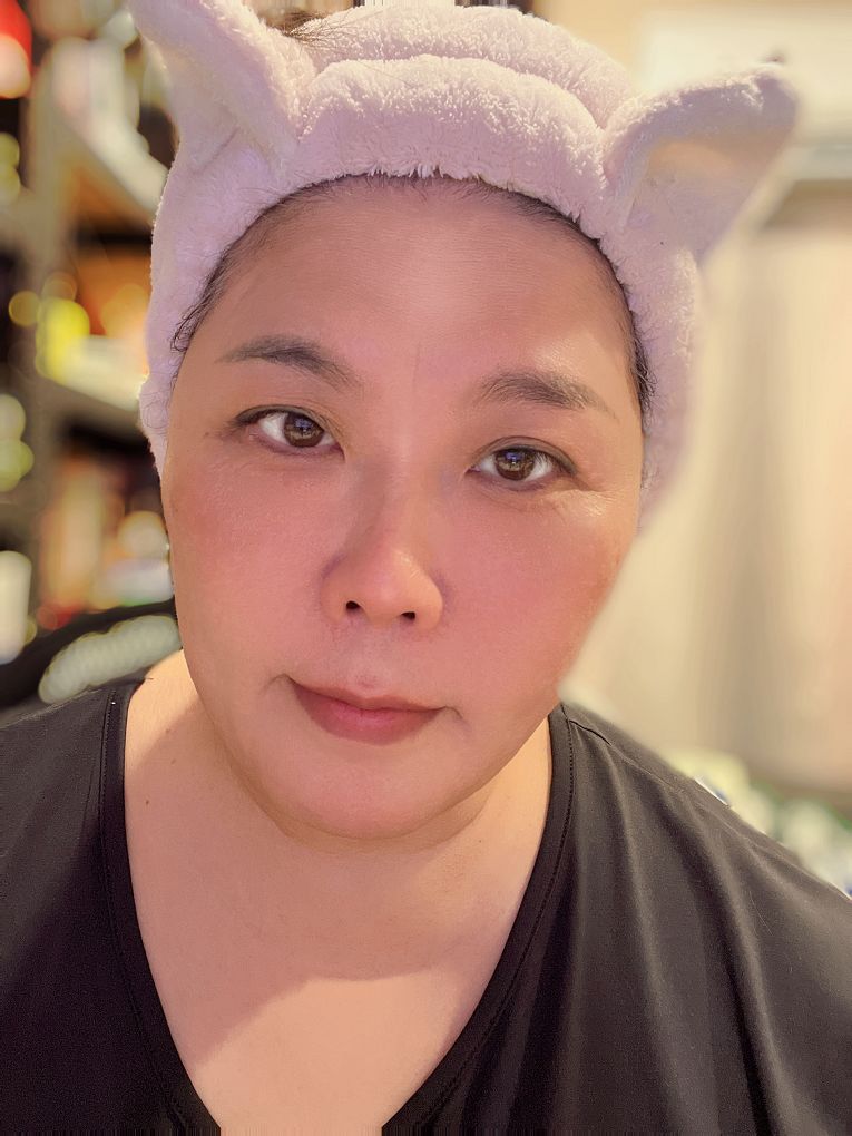 【洗卸好物推薦】Angie Palace安婕絲 舒敏溫和洗面膠 X 溫感輕透卸妝油 讓你即使是素顏，清潔、潤澤的感受也能擁有一整天的好心情！ @貝大小姐的多元心宇宙