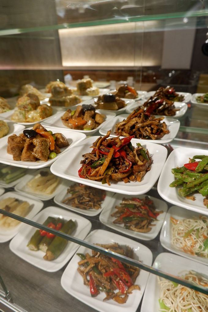 【台北 中正紀念堂站中式餐廳】泰和樓 除了酸菜白肉鍋，還有各種現點現做的熱騰騰蒸籠點心！ @貝大小姐的多元心宇宙