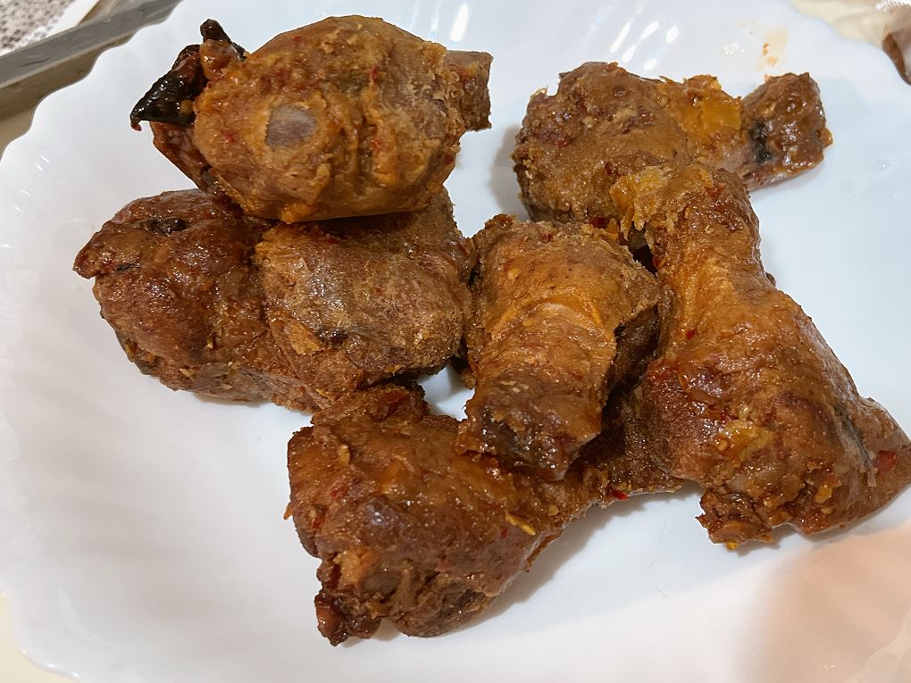 【網購美食推薦】滷台味：椒麻滷味數十種辛辣食材搭配特色椒麻醬大火快炒,超入味的口感讓人一口接一口停不下來! @貝大小姐的多元心宇宙