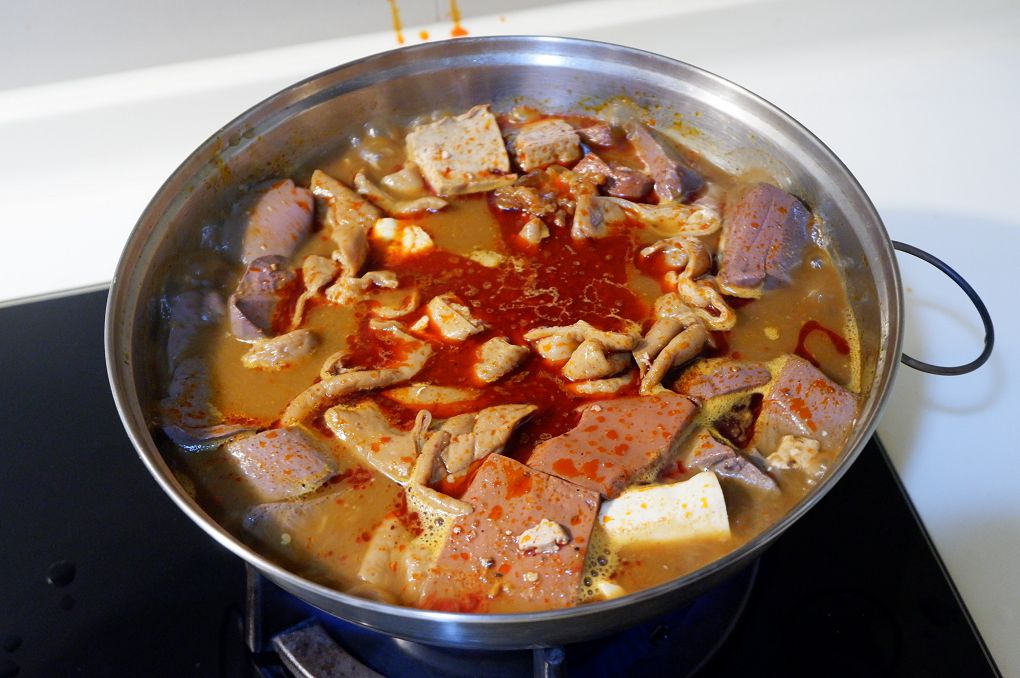 【網購美食推薦】煮匙人麻辣豆腐鴨血 常溫料理包 讓想吃辣的癮頭隨時隨地得到滿足！ @貝大小姐的多元心宇宙