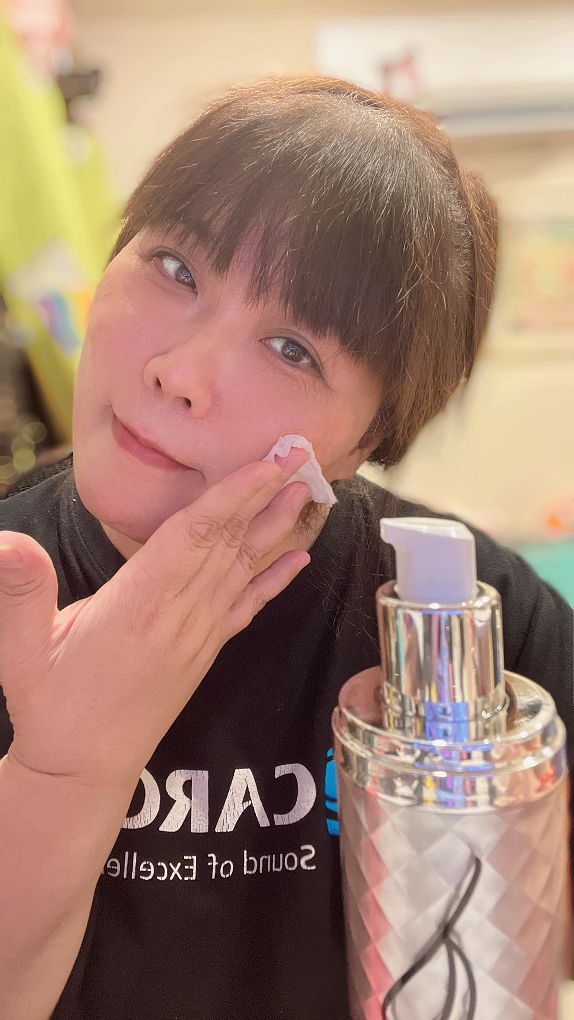 【保養好用小物】Angie Palace安婕絲 玫瑰雙酵修護青春露 是2合1 化妝水+精華液，更是懶人必備保養品！ @貝大小姐的多元心宇宙