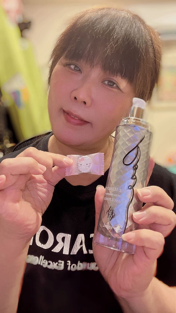 【保養好用小物】Angie Palace安婕絲 玫瑰雙酵修護青春露 是2合1 化妝水+精華液，更是懶人必備保養品！ @貝大小姐的多元心宇宙