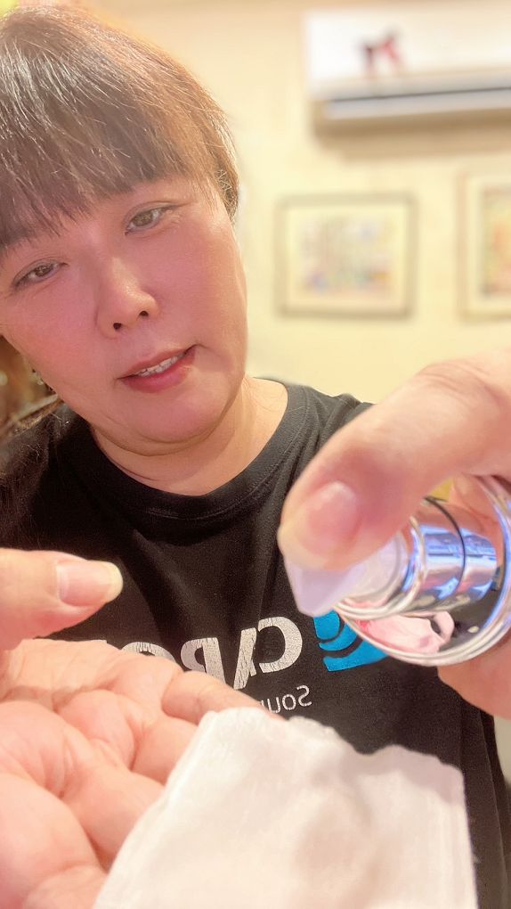 【保養好用小物】Angie Palace安婕絲 玫瑰雙酵修護青春露 是2合1 化妝水+精華液，更是懶人必備保養品！ @貝大小姐的多元心宇宙