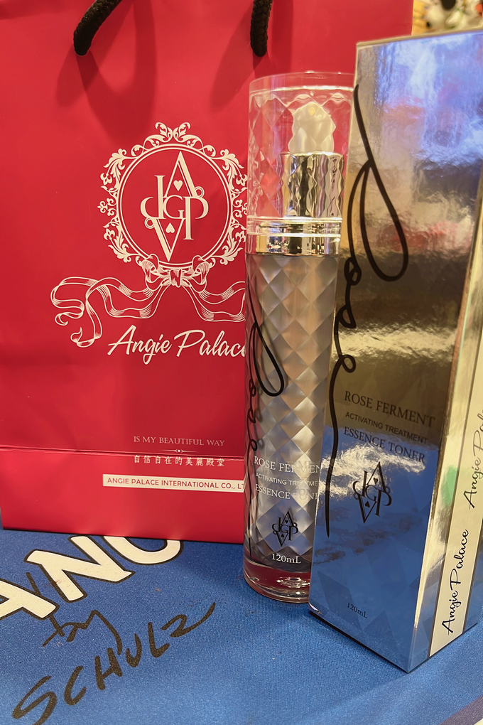 【保養好用小物】Angie Palace安婕絲 玫瑰雙酵修護青春露 是2合1 化妝水+精華液，更是懶人必備保養品！ @貝大小姐的多元心宇宙