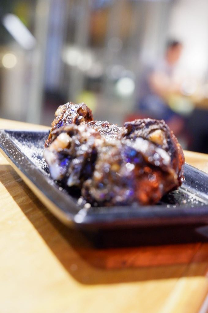 【新北 新店小碧潭燒肉小酒館推薦】米炭火燒肉 新店小碧潭店 日本A5和牛等級的肉品讓美好來自享受當下食材最美味的瞬間，讓感動來自吃到食材最原始的風味！ @貝大小姐的多元心宇宙