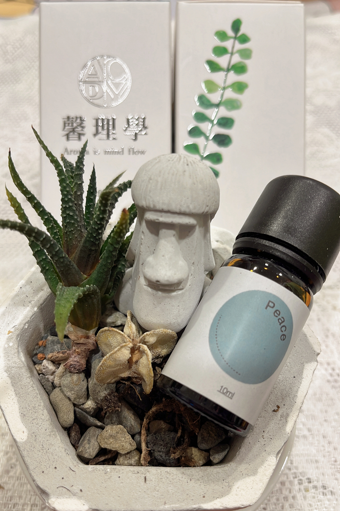 【網購精油】馨理學 全新個性精油品牌 複方純精油 每天使用讓生活與內在更協調！ @貝大小姐的多元心宇宙