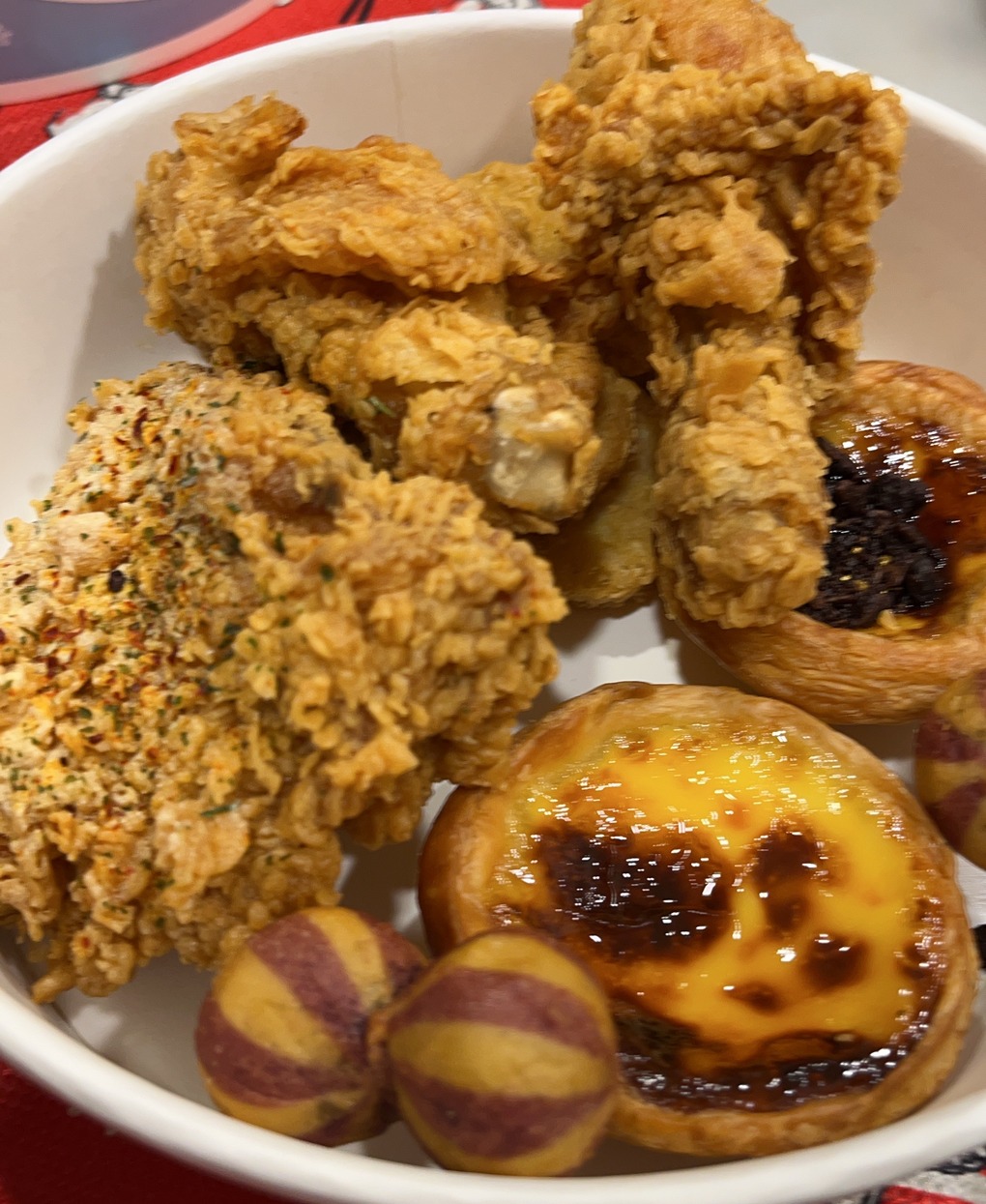 【聖誕節特餐】KFC肯德基聖誕驚喜巨大桶 @貝大小姐的多元心宇宙
