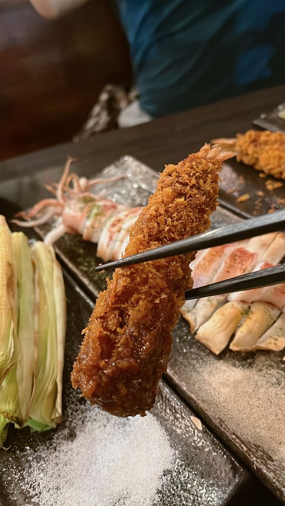 【三重居酒屋，串燒】夜こそ Yorukoso 平價又美味的居酒屋，每一道料理都是喜悅的能量！ @貝大小姐的多元心宇宙