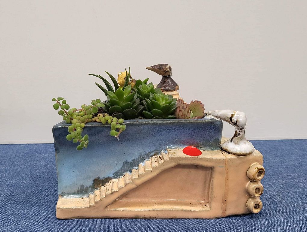 【展覽資訊】成功高中&#038;藍廸兒童之家陶藝盆栽義賣展 @貝大小姐的多元心宇宙