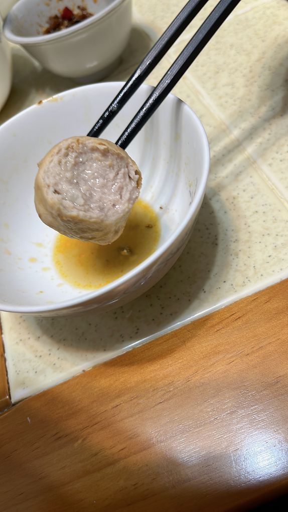 【網購美食】大成食品 | 桐德黑豚肉水餃、貢丸，選用台灣在地飼養的桐德盤克夏黑豬，總對是懂吃的你會喜愛的！ @貝大小姐的多元心宇宙