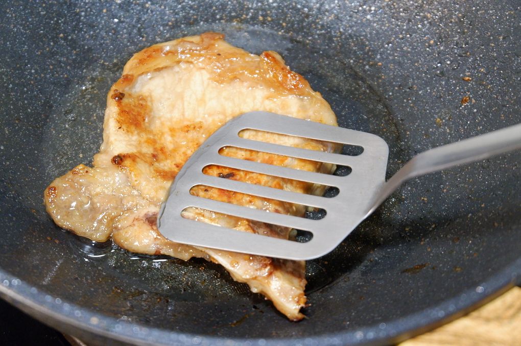【網購美食推薦】中一排骨 傳承40年的經典好味道，不論是配飯、配菜或是當作點心單吃都超好吃！ @貝大小姐的多元心宇宙