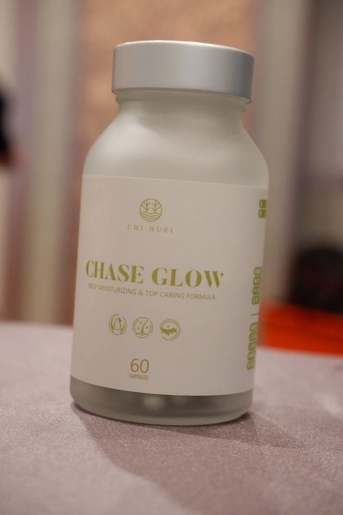 【網購好物推薦】奇彗生技CHASE GLOW追光膠囊  只要用吃的就可以強化和修護髮根，讓你擁有一頭好質感的頭髮！ @貝大小姐的多元心宇宙