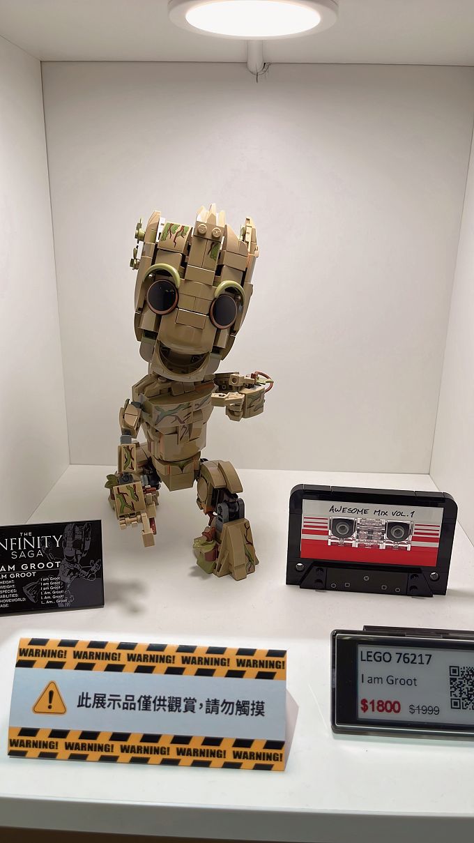 【內湖 樂高展示空間】BRICK PAPA 內湖展示空間 鋼琴、打字機、巴黎鐵塔，甚至已經絕版的產品，都在這裡完整呈現！ @貝大小姐的多元心宇宙