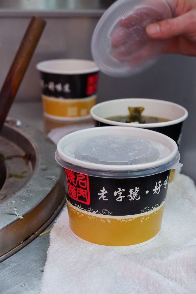 【新店 燒臘便當店推薦】廣東名門燒腊專賣店 新店店 台北燒臘40年老店 港仔也讚不絕口的燒肉『名門燒臘』 @貝大小姐的多元心宇宙