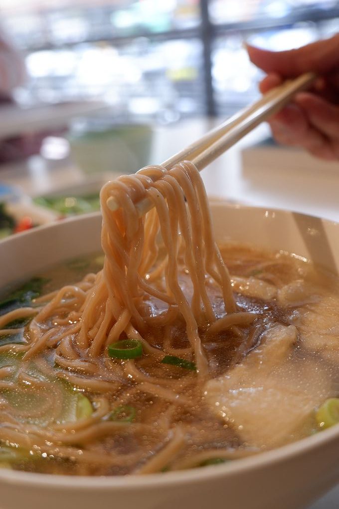 【內湖美食推薦】 文湖21雞湯麵 不論吃麵、喝湯、吃肉、配菜  總會讓你深深記住她的美味！ @貝大小姐的多元心宇宙