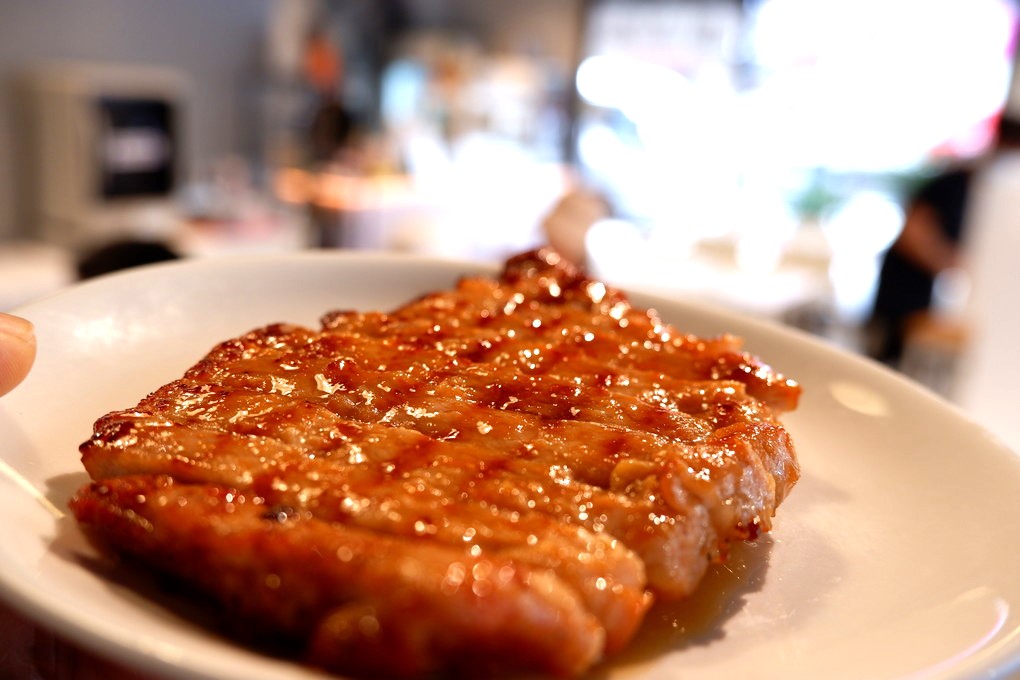 【內湖美食推薦】 文湖21雞湯麵 不論吃麵、喝湯、吃肉、配菜  總會讓你深深記住她的美味！ @貝大小姐的多元心宇宙