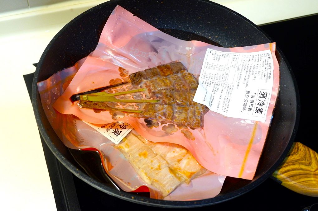 【網購串燒】胡同燒肉 深夜食堂串燒&#8211;微波加熱即食包 不必外出、不必排隊、想吃就吃超方便！ @貝大小姐的多元心宇宙