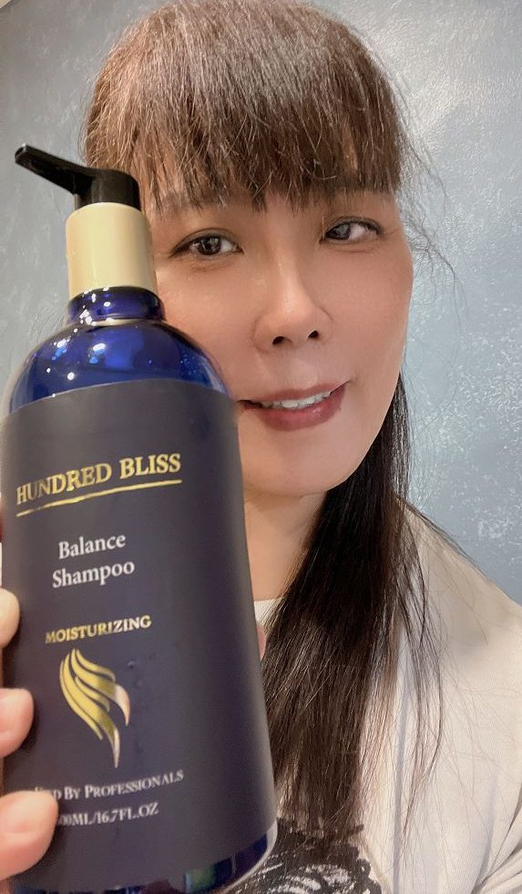 【網購洗髮精沐浴乳】HUNDRED BLISS &#8211; BALANCE 淨平衡│柔嫩柔護洗沐組 洗髮露 沐浴露 洗後散發著淡淡的香味，讓你擁有回頭率女神般丰采！ @貝大小姐的多元心宇宙