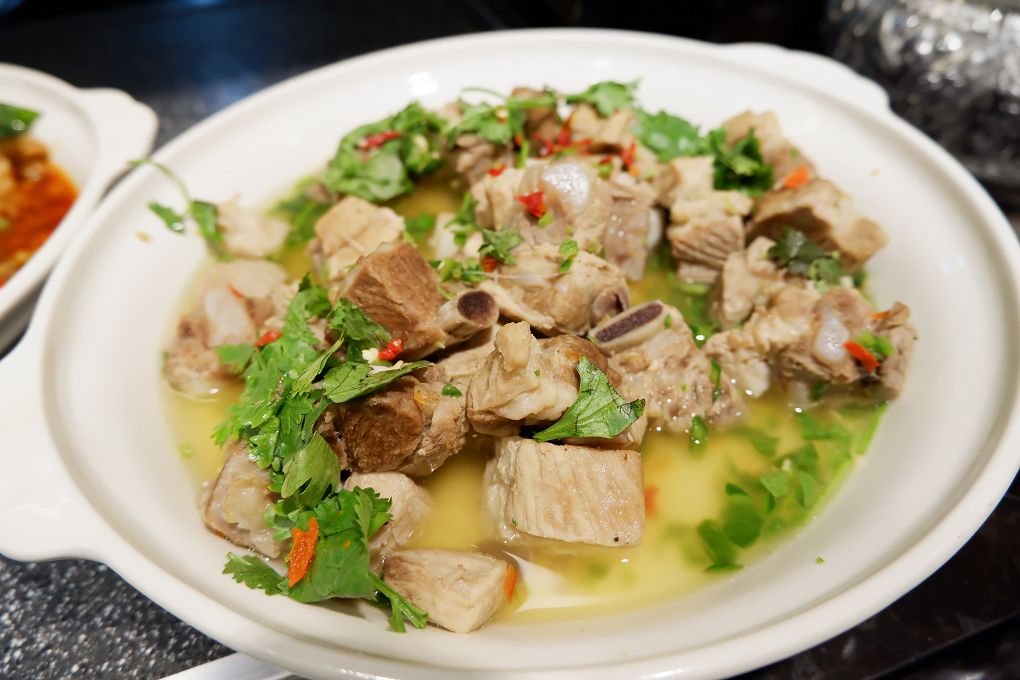 【大直 吃到飽餐廳】大直典華 豐FOOD．海陸百匯 今年夏天「東南亞季」開跑囉！午餐/下午餐/晚餐吃到飽，品嚐最FOOD東南亞風味的特色美食，讓你一秒身處東南亞！ @貝大小姐的多元心宇宙