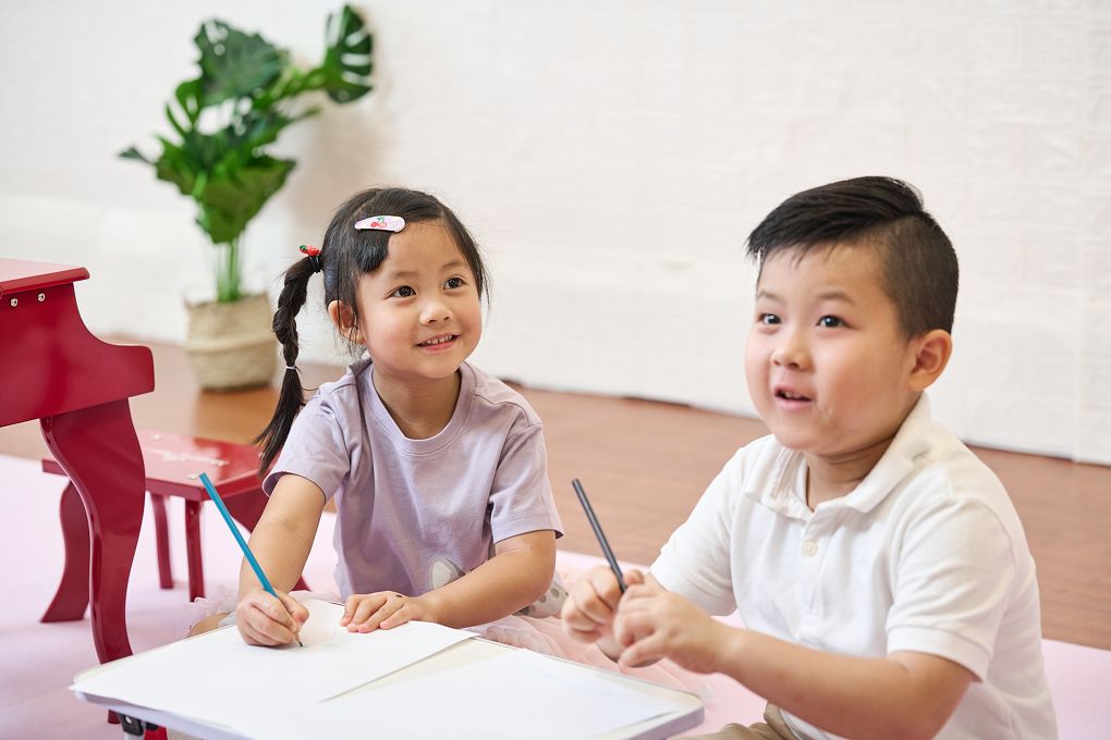 【士林音樂教室】瑪姬音樂教室 孩子們在任何時刻的快樂唱歌當下，就是一場音樂饗宴、想像就是繪畫創意的來源！ @貝大小姐的多元心宇宙