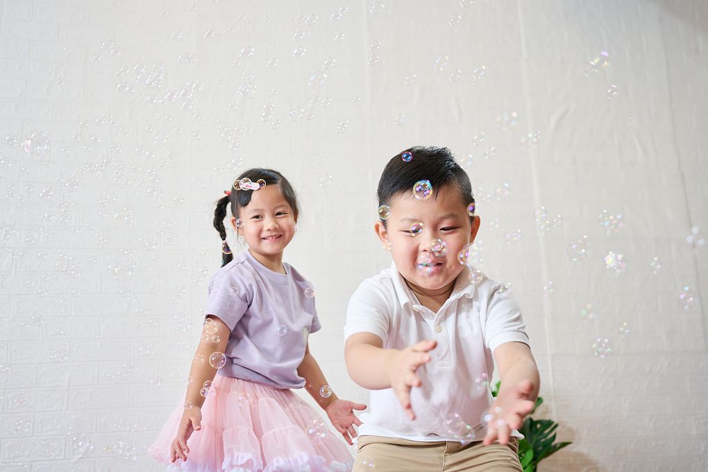 【士林音樂教室】瑪姬音樂教室 孩子們在任何時刻的快樂唱歌當下，就是一場音樂饗宴、想像就是繪畫創意的來源！ @貝大小姐的多元心宇宙