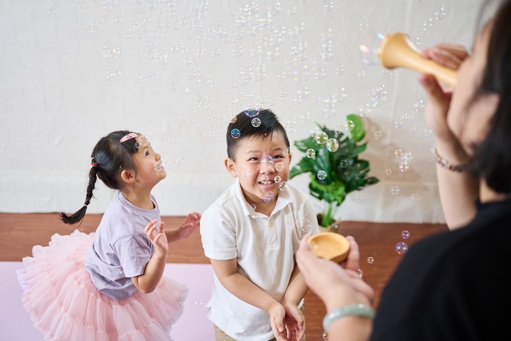 【士林音樂教室】瑪姬音樂教室 孩子們在任何時刻的快樂唱歌當下，就是一場音樂饗宴、想像就是繪畫創意的來源！ @貝大小姐的多元心宇宙