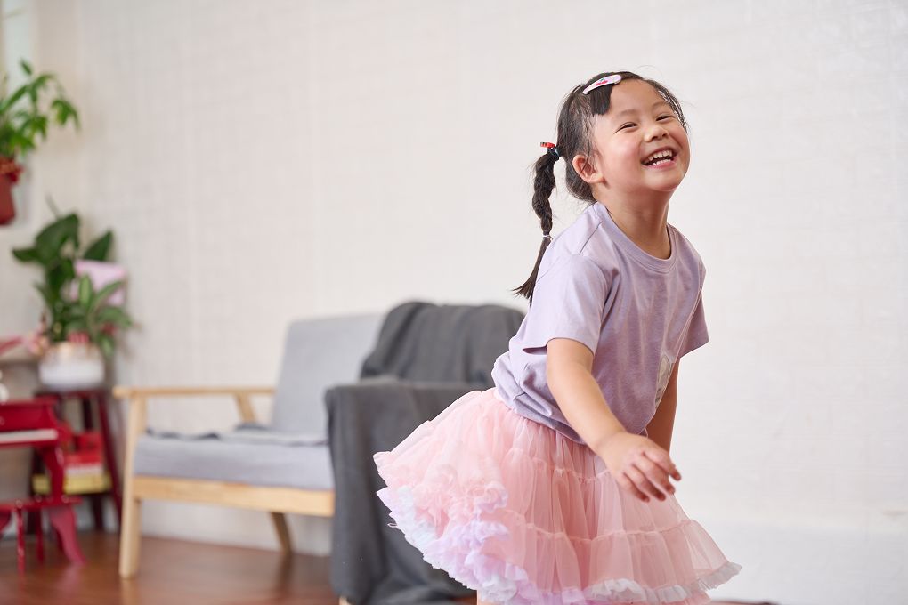【士林音樂教室】瑪姬音樂教室 孩子們在任何時刻的快樂唱歌當下，就是一場音樂饗宴、想像就是繪畫創意的來源！ @貝大小姐的多元心宇宙