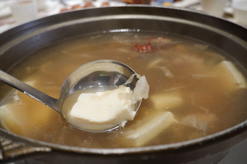 【士林 烤鴨 粵菜 港點】士林典華雅聚 因為重視所以總能符合每個人的喜好及口味，典華雅聚就是商務聚餐、家庭聚會最好的選擇 @貝大小姐的多元心宇宙
