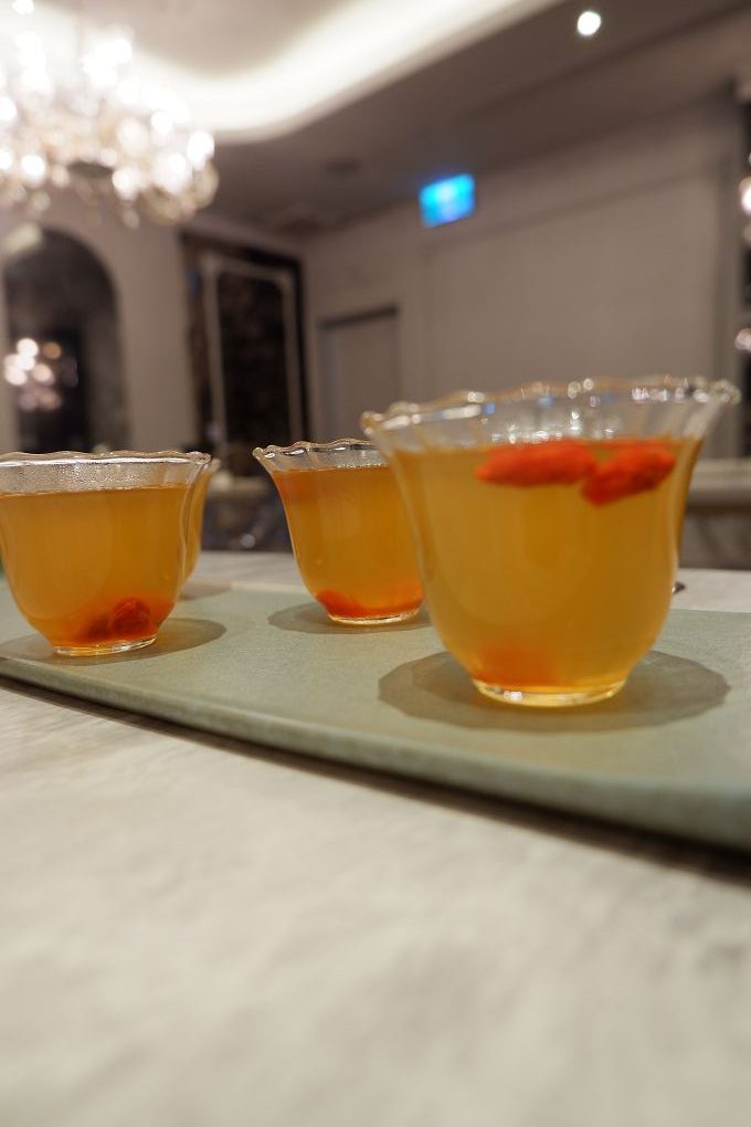 【新莊美食推薦】新莊典華的濤濤海鮮蒸氣鍋 吃的到食物最原始的鮮甜 讓你的健康無負擔！ @貝大小姐的多元心宇宙