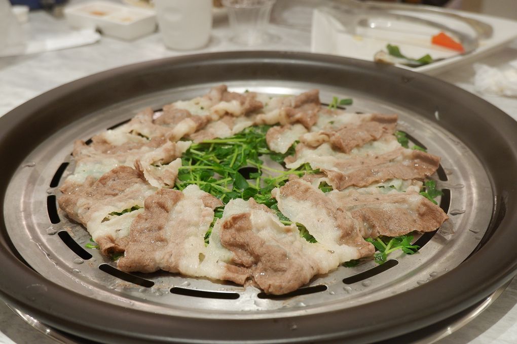 【新莊美食推薦】新莊典華的濤濤海鮮蒸氣鍋 吃的到食物最原始的鮮甜 讓你的健康無負擔！ @貝大小姐的多元心宇宙