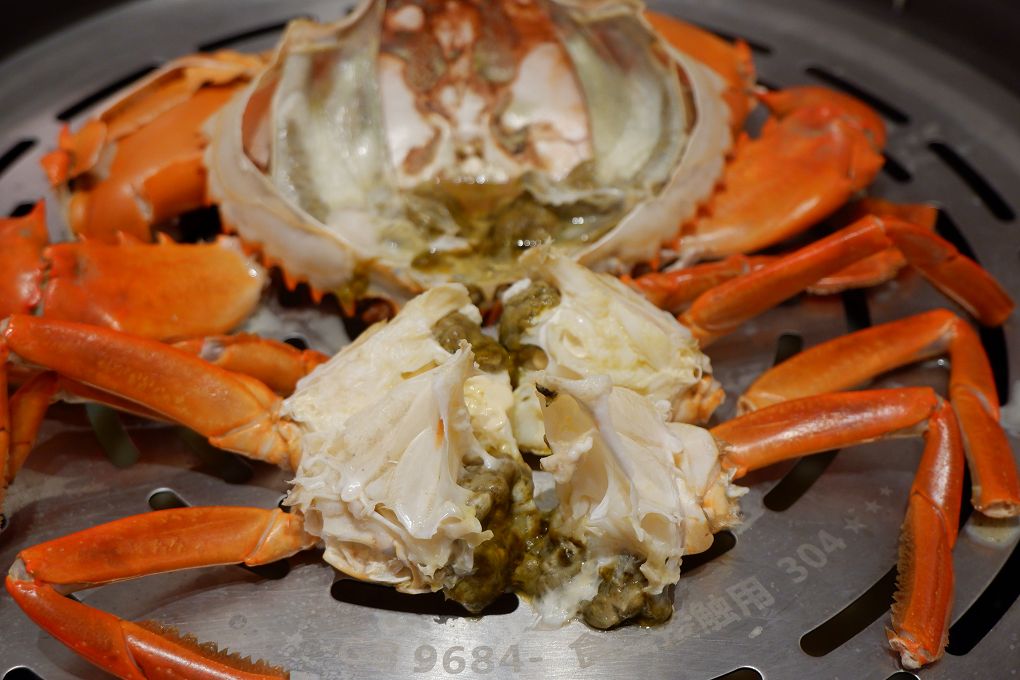 【新莊美食推薦】新莊典華的濤濤海鮮蒸氣鍋 吃的到食物最原始的鮮甜 讓你的健康無負擔！ @貝大小姐的多元心宇宙