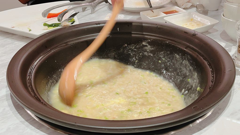 【新莊美食推薦】新莊典華的濤濤海鮮蒸氣鍋 吃的到食物最原始的鮮甜 讓你的健康無負擔！ @貝大小姐的多元心宇宙