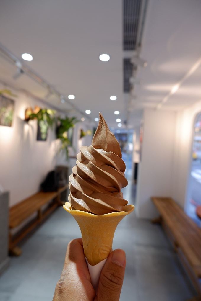 【東門捷運站美食 推薦】8％ ice 冰淇淋專賣店 不定期舉辦 8%ice 音廳:微型音會 現場演奏，改變一下視覺、聽覺與味蕾，讓一份8％ ice冰品伴隨著美妙的樂聲，成為你生活中無限∞美好的開端！ @貝大小姐的多元心宇宙
