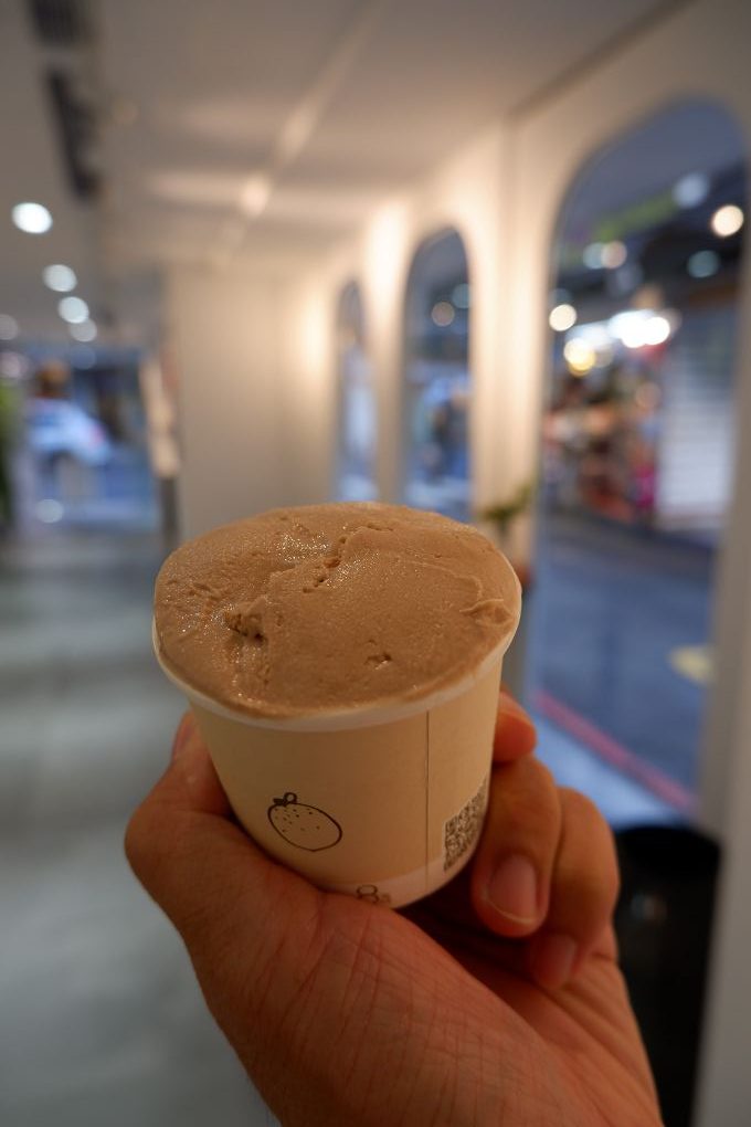 【東門捷運站美食 推薦】8％ ice 冰淇淋專賣店 不定期舉辦 8%ice 音廳:微型音會 現場演奏，改變一下視覺、聽覺與味蕾，讓一份8％ ice冰品伴隨著美妙的樂聲，成為你生活中無限∞美好的開端！ @貝大小姐的多元心宇宙