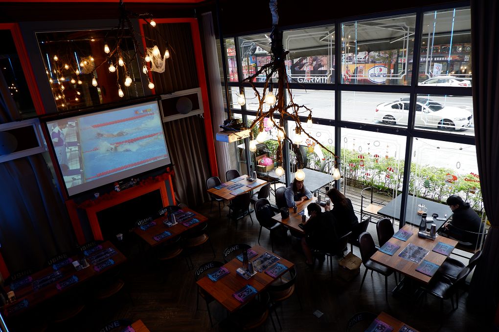 【林口 美式餐廳推薦】Eat enjoy 意享美式廚房 林口店  家庭（族）聚會透過美食讓後此更了解彼此，意享林口店有最舒適的聚餐空間，以及一家大小都愛的各式美食！ @貝大小姐的多元心宇宙