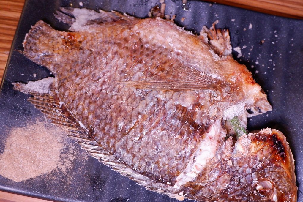 【蘆洲居酒屋】蘆洲MK串燒海鮮居酒屋 隨時都可以純粹約個晚餐，與家人朋友齊聚一堂，寫下關係中的新記憶點，珍惜願意賴在一起的情感交流！ @貝大小姐的多元心宇宙