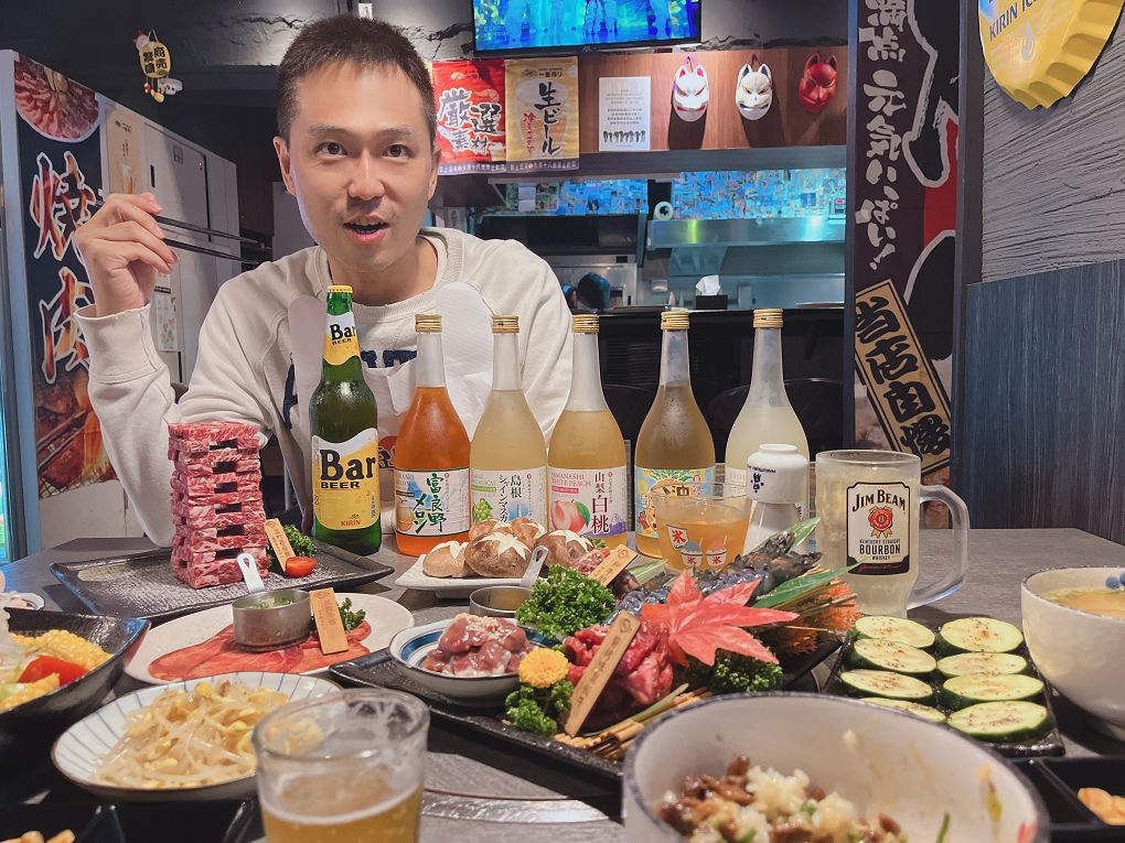 【台北 東區日式燒肉推薦】豆町村燒肉 結合著工藝美學與都會肉派主義，每一口都是奢華的肉質口感，來到豆町村燒肉不必自己動手，只需要好好享受貼心且烤功了得的桌邊烤肉服務！ @貝大小姐的多元心宇宙