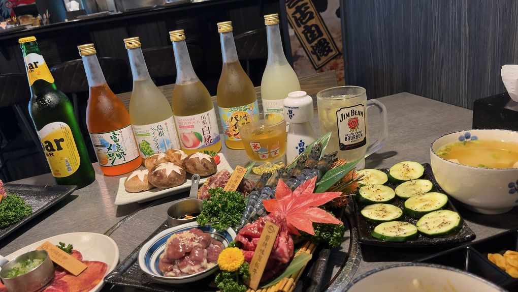 【台北 東區日式燒肉推薦】豆町村燒肉 結合著工藝美學與都會肉派主義，每一口都是奢華的肉質口感，來到豆町村燒肉不必自己動手，只需要好好享受貼心且烤功了得的桌邊烤肉服務！ @貝大小姐的多元心宇宙