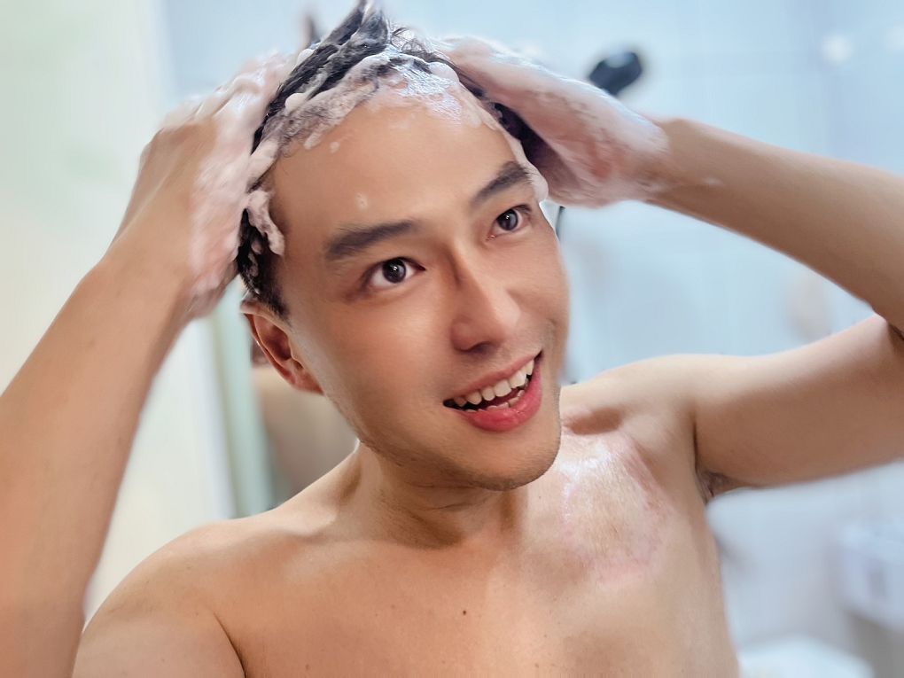 【網購洗髮乳】GVC強健髮質頭皮調理洗髮乳  來自馬來西亞的【GVC】全系列產品皆添加黑種草籽油，在古埃及具有魔法的黑種草籽油，擁有豐富的高營養成分，在皮膚上形成保護層，維持皮膚水分平衡，保持水潤，減少脫水，擁抱自然之美將調理頭皮提升到新的高度！ @貝大小姐的多元心宇宙