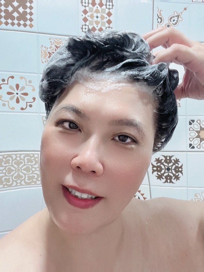 【團購 洗潤沐禮盒組推薦】法比娜小蒼蘭洗潤沐禮盒組 保濕洗髮精、保濕護髮素、液態香氛沐浴乳三種享受一次擁有！ @貝大小姐的多元心宇宙