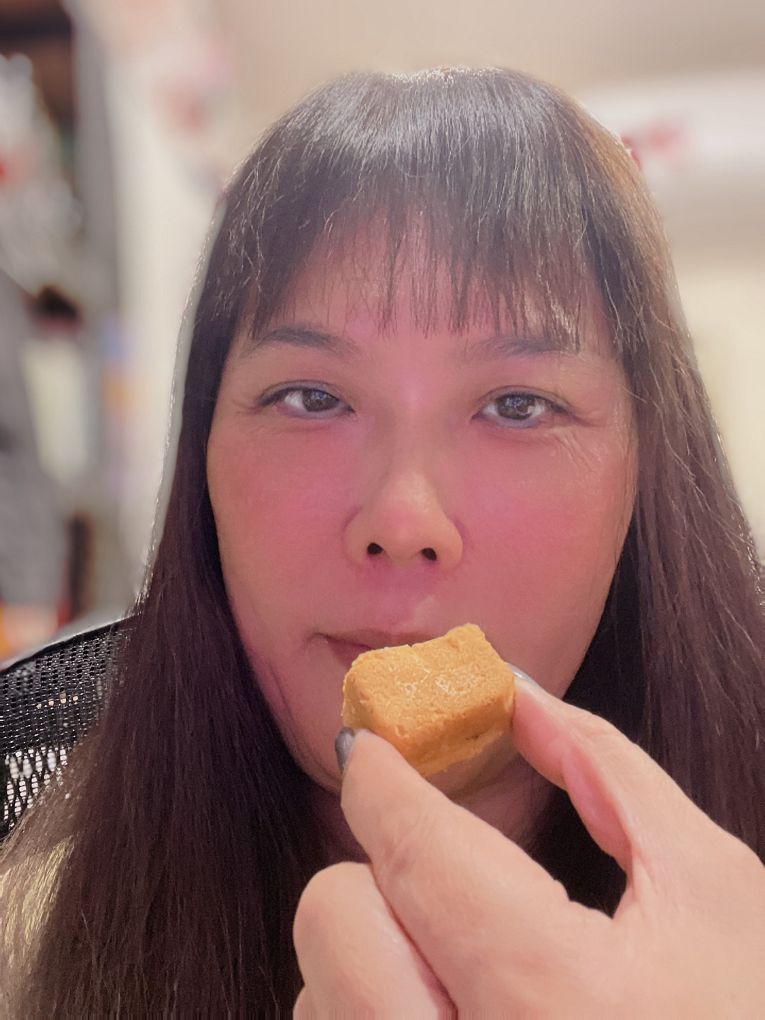 【網購新春節慶禮盒】阿聰師的糕餅主意 新春節慶禮盒-楓芋平安B2禮盒 傳送禮人的滿滿心意，更讓收禮的人感受到一整年平平安安的祝福！ @貝大小姐的多元心宇宙