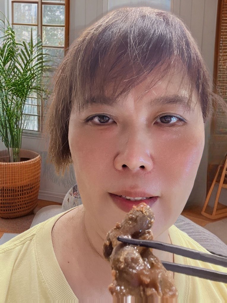 【網購雞腳凍推薦】黑竹園雞腳凍、滷味 品項超多，每一款都有著食材的特性與風味，休閒、旅遊、點心、消夜、零食你絕對少不了黑竹園！ @貝大小姐的多元心宇宙