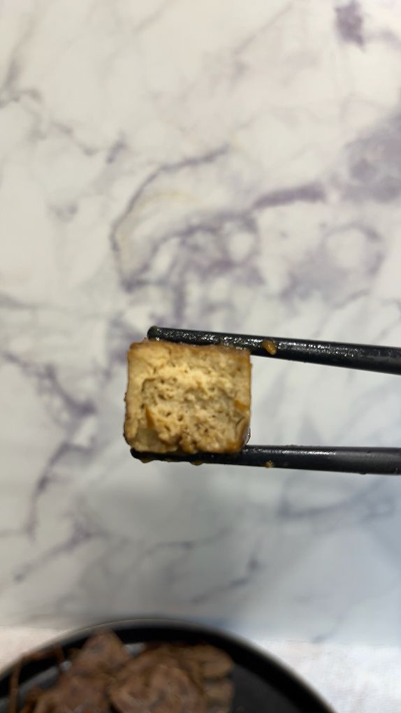 【網購雞腳凍推薦】黑竹園雞腳凍、滷味 品項超多，每一款都有著食材的特性與風味，休閒、旅遊、點心、消夜、零食你絕對少不了黑竹園！ @貝大小姐的多元心宇宙
