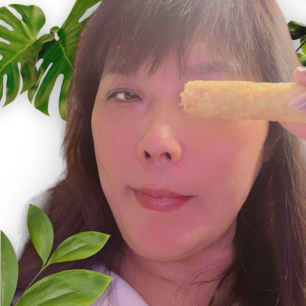 【網購小點心】大黑松小倆口 花生蛋捲-追劇必備小點心   鹹甜花生醬的香味直接迸發，香、酥好吃卻不甜膩更不粘牙，不只當作追劇的小點心，更是是最具台灣味的伴手禮！ @貝大小姐的多元心宇宙