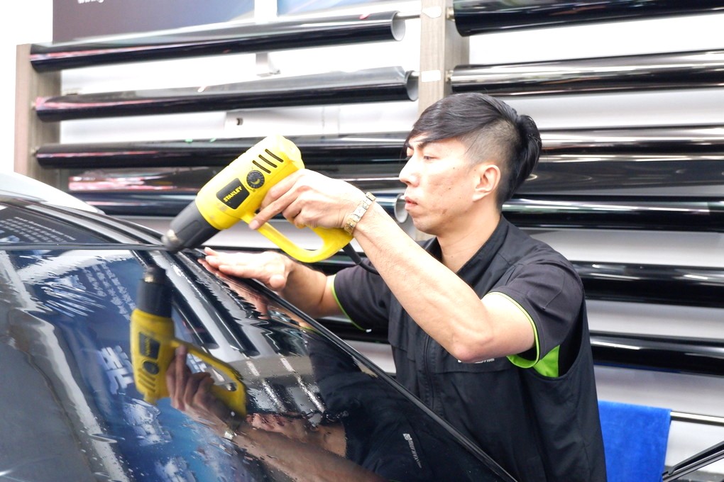 【新北板橋汽車隔熱紙推薦】韋恩汽車大樓隔熱紙 X 格菱威隔熱紙  格菱威GW-E36系列是目前中階價位中，不論是新車指定或者是舊換新，都很受車主喜愛及指定的系列！ @貝大小姐的多元心宇宙