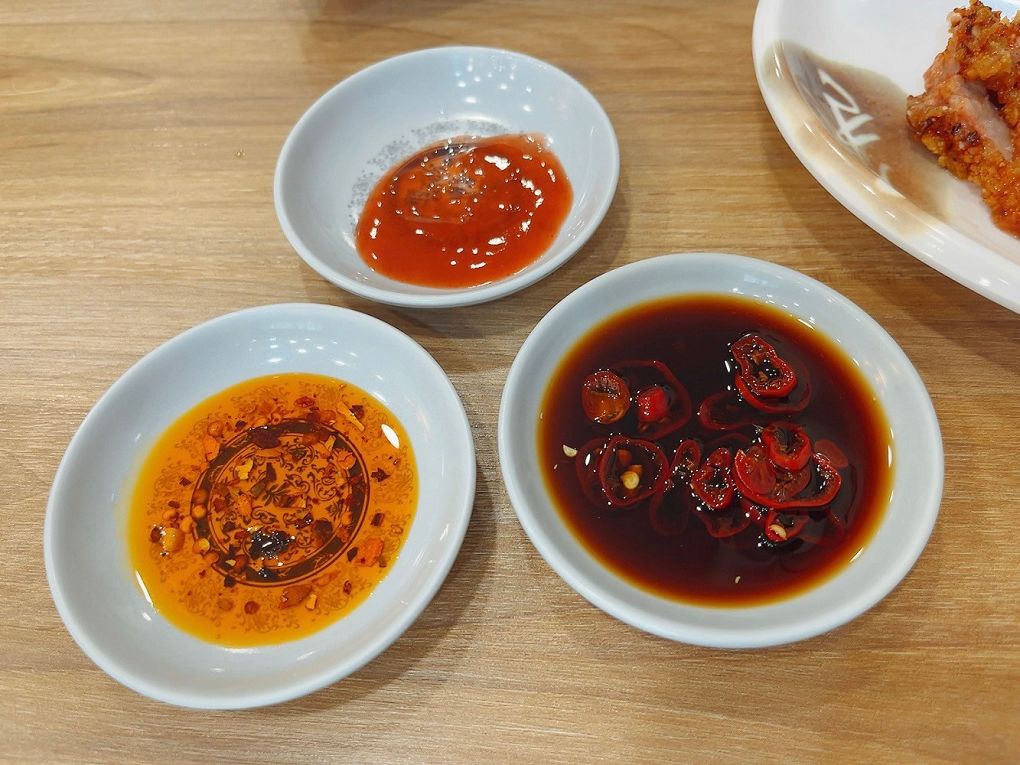 【苗栗美食推薦】傳香麵食館 除了粄條還有麵、有飯、有水餃和各式湯品及小菜，可以滿足每個人不同的喜好，而且經濟實惠！ @貝大小姐的多元心宇宙