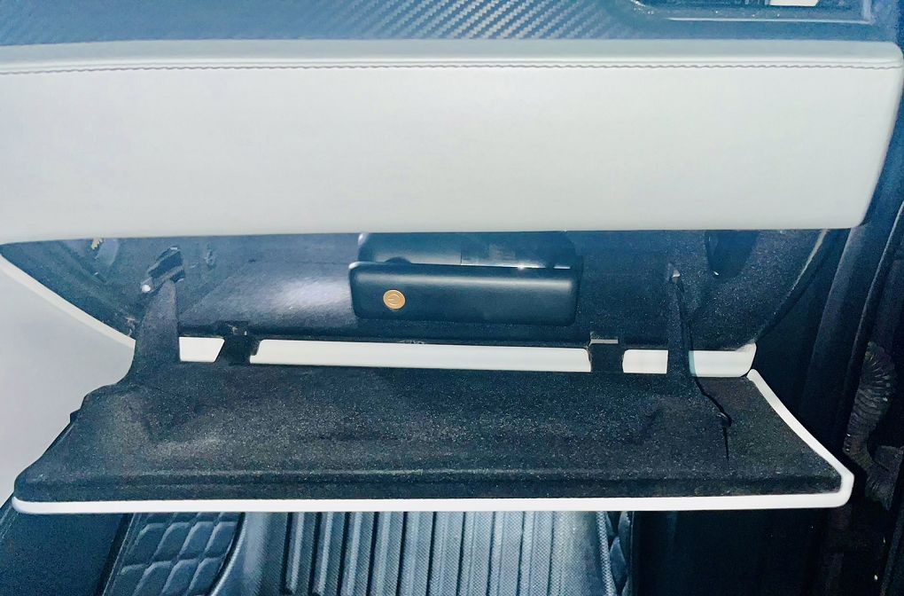 【網購車用吸塵器推薦】安伯特旋轉手持無線車用吸塵器  不論車用、房間用、辦公桌、書桌都超好用，是開車族、小資族或是外宿族都適用的好物喔！ @貝大小姐的多元心宇宙