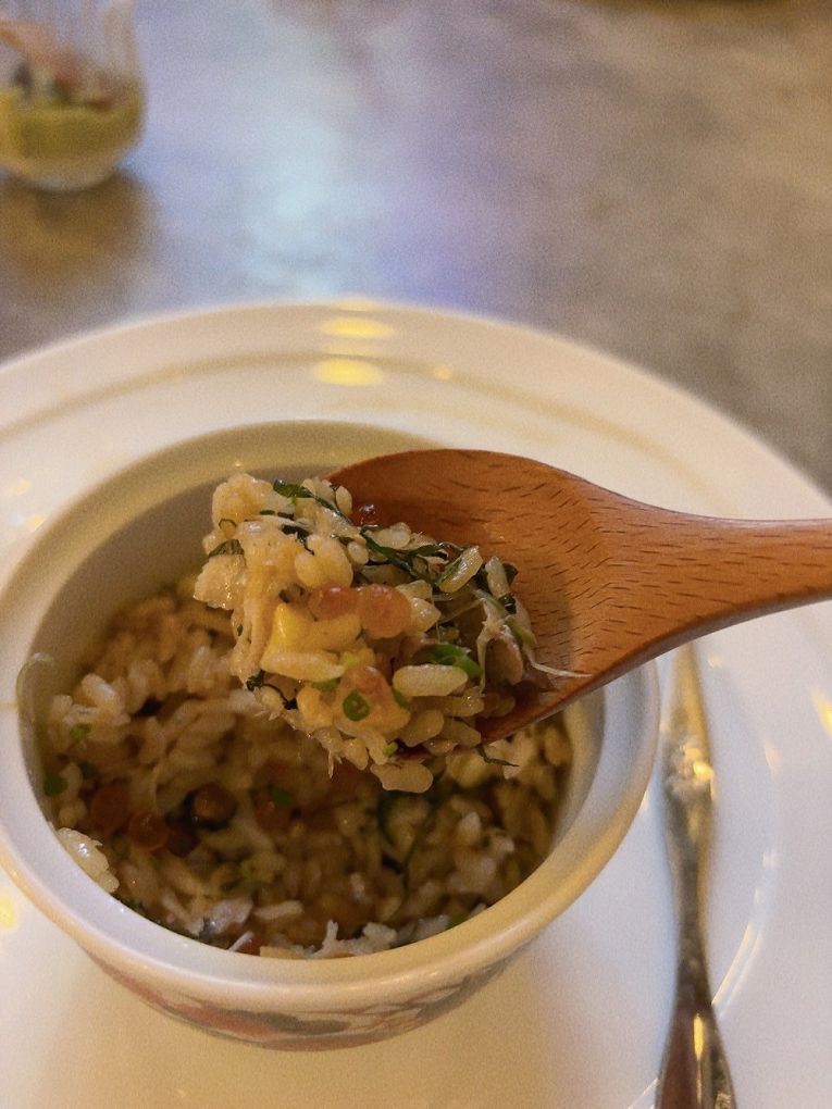 【桃園日式無菜單料理】宗初食堂 日式無菜單料理 桃園分店 1380元的套餐可以吃到活體龍蝦，這CP值也太高了吧！ @貝大小姐的多元心宇宙