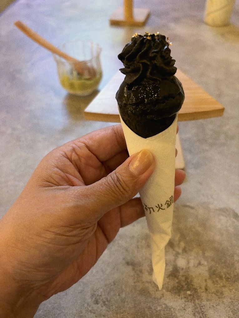 【桃園日式無菜單料理】宗初食堂 日式無菜單料理 桃園分店 1380元的套餐可以吃到活體龍蝦，這CP值也太高了吧！ @貝大小姐的多元心宇宙