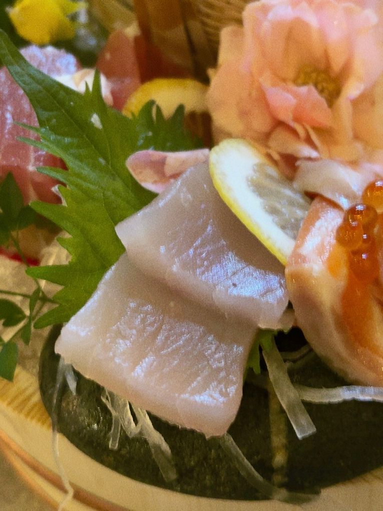 【桃園日式無菜單料理】宗初食堂 日式無菜單料理 桃園分店 1380元的套餐可以吃到活體龍蝦，這CP值也太高了吧！ @貝大小姐的多元心宇宙